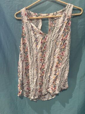 Old Navy White Floral Ruffle-Trim Tank Top